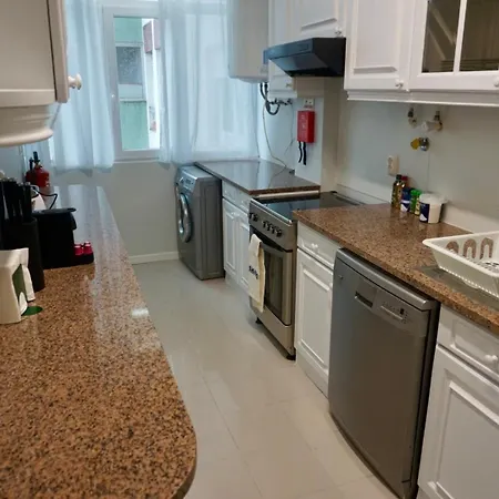 Alma House Apartment *